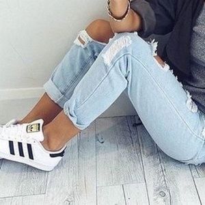 Meet your Posher, Thania